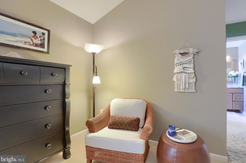 34 Red Leaf Ln, Lancaster PA 17602-7000 exterior