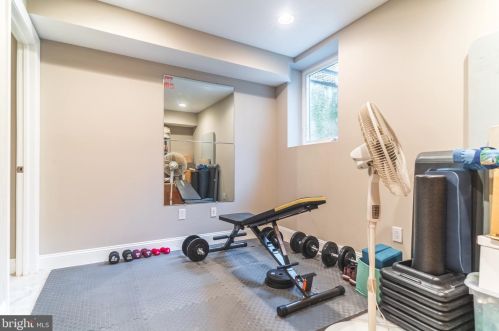 2028 Federal St, Philadelphia PA 19146-3914 exterior