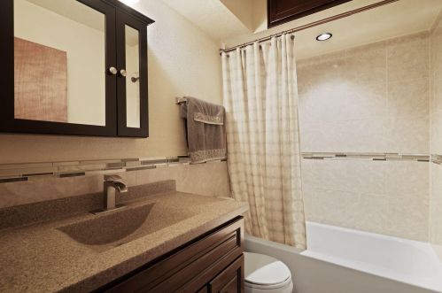 7925 Holt Ave, Milwaukee WI 53219-3845 exterior