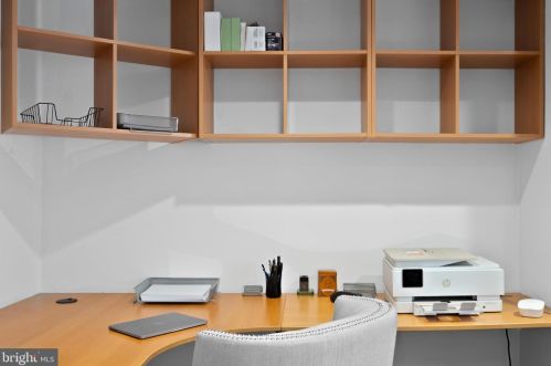 310 16th St, Philadelphia PA  19102-4907 exterior