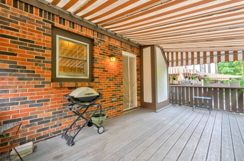 214 Allenberry Cir, Pittsburgh PA 15234-1002 exterior