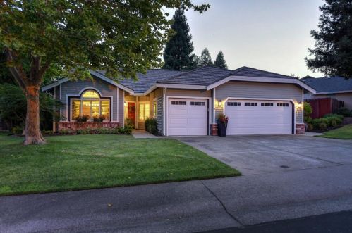 222 Keller Cir, Folsom, CA 95630-7623