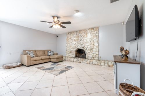 6003 Spruce Dr, Fort Pierce FL exterior