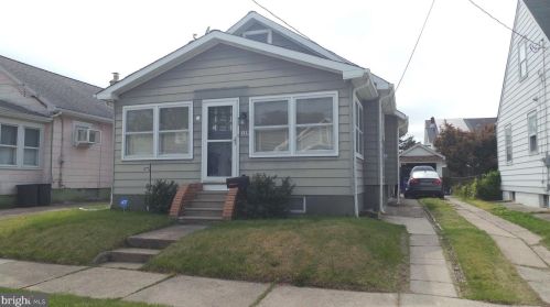 129 Elizabeth Ave, Trenton, NJ 08610-6521