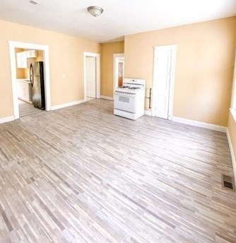 141 Cambridge St, Worcester MA 01603-2339 exterior