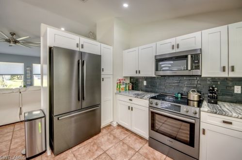 25 12 Pl, Cape Coral FL 33904-5702 exterior