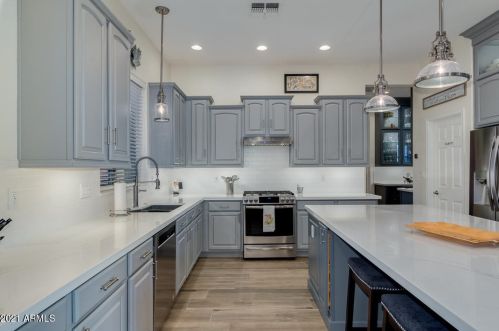 681 Wildhorse Dr, Chandler AZ 85286-6139 exterior