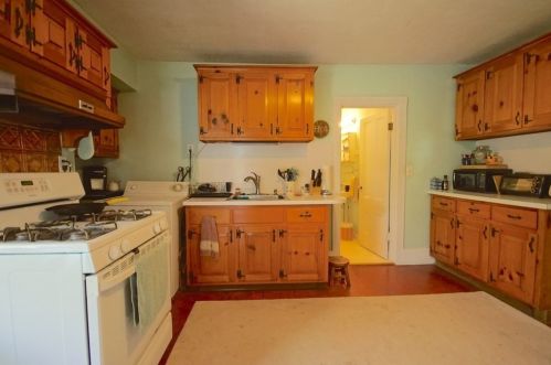 39 Washington St, Ipswich MA 01938-1838 exterior