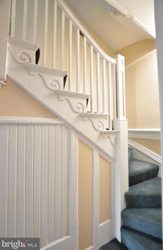 1904 Calvert St, Washington DC 20008-2665 exterior