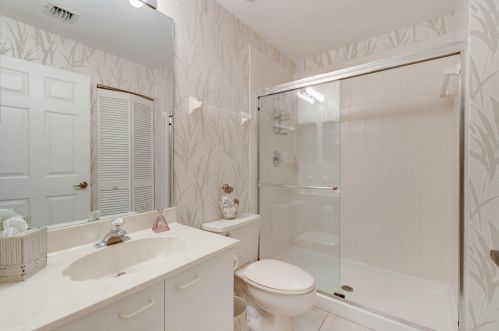 11738 Briarwood Cir, Boynton Beach FL 33437-1911 exterior