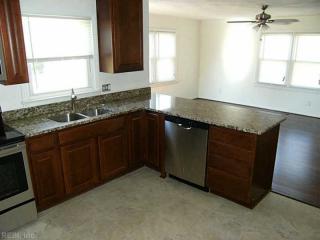 1049 Kempsville Rd, Chesapeake, VA 23320-8126