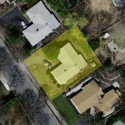 21 Mosman St, Newton MA  02465-1303 aerial view