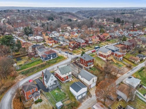 10 Amherst Ave, Pittsburgh PA 15229-1536 exterior