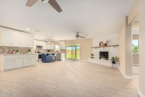 1198 Ivanhoe St, Chandler AZ  85225-3944 exterior