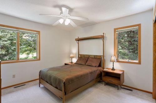 4429 Dorchester Dr, Saint Paul MN 55129-9570 exterior