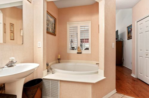 10015 Perfect Dr, Fort Pierce FL  34986-3062 exterior