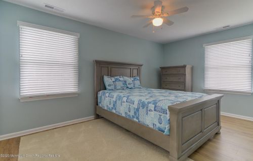 208 New York Ave, Point Pleasant Beach NJ 08742-3337 exterior