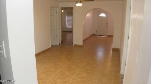 431 Michigan Dr, Tucson AZ 85714-2637 exterior