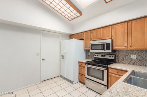 4042 Alta Mesa Ave, Phoenix AZ 85044-1734 exterior