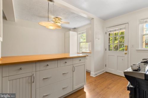 6524 10th St, Alexandria VA  22307-6501 exterior