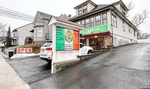 82 Lincoln Ave, Paterson, NJ 07506-0014