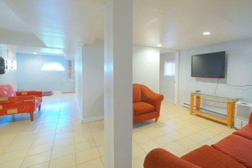 817 21 Ave, Broadview IL 60153-1236 exterior