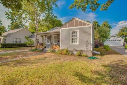 1024 44th St, Austin TX  78751-4420 exterior