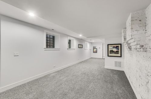 2255 Monroe St, Chicago IL  60612-2936 exterior