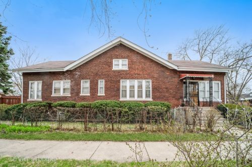 657 90th St, Chicago, IL 60619-7523