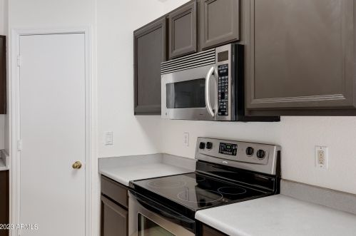 4925 Buffalo St, Chandler AZ 85226-7907 exterior