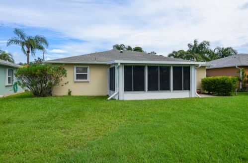 5675 Travelers Way, Fort Pierce FL 34982-4058 exterior