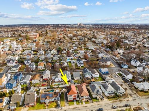 147 Unit St, Providence RI  02909-3929 exterior