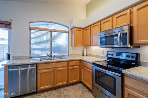 17426 20 Pl, Phoenix AZ 85022-4052 exterior