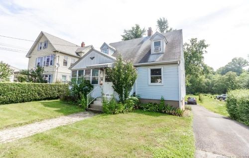 87 Broad St, Meriden, CT 06450-6530