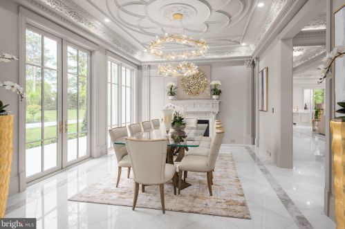 6431 Georgetown Pike, Mc Lean VA 22101-2212 exterior