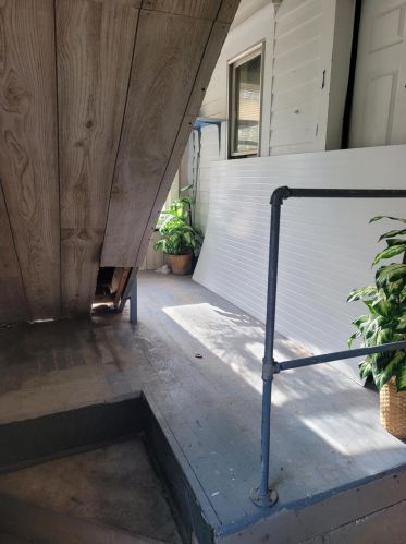 1837 Ruddiman Dr, Meskegon MI 49445-3286 exterior