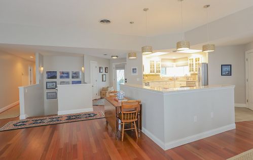 2 Fairview Dr, Concord NH 03301-6917 exterior