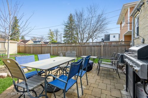 4860 Berwyn Ave, Chicago IL 60640-2007 exterior