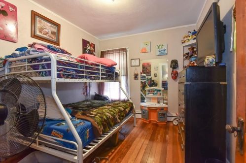 42 Mount Pleasant Ave, Providence RI 02908-5153 exterior