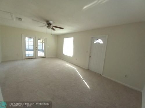 1662 Carillo Ave, Fort Pierce FL 34953-1745 exterior