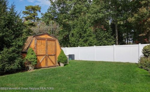 245 Delaware Trl, Jackson Twp NJ 08527-2027 exterior