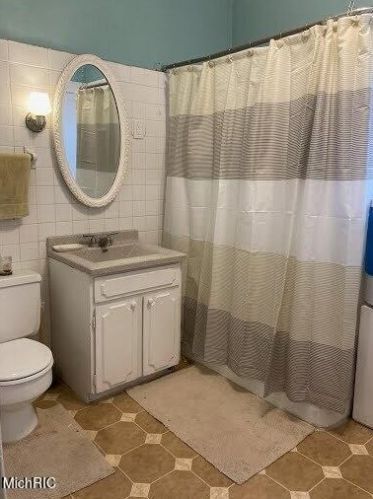 455 Lovell St, Kalamazoo MI 49007-4635 exterior