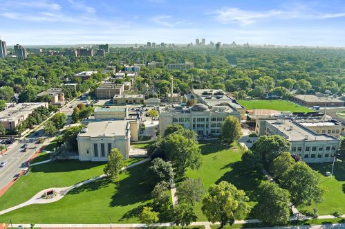 1901 Elmdale Ct, Milwaukee WI 53211-2342 exterior