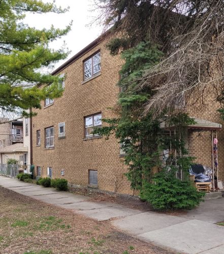 3259 Monticello Ave, Chicago IL 60618-6614 exterior
