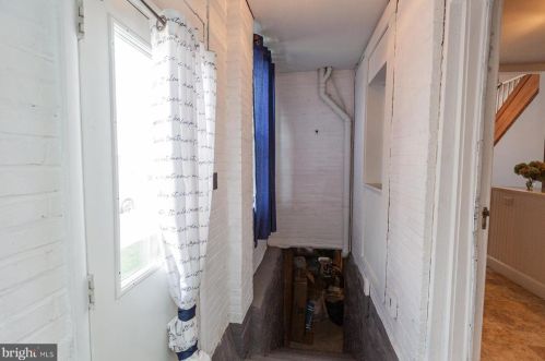 932 Lititz Ave, Lancaster PA 17602-1919 exterior