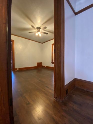 2835 37, Milwaukee WI 53215-3512 exterior