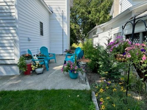 405 Stewart Ave, Big Rapids MI 49307-2025 exterior