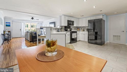 5250 Maris Ave, Alexandria VA exterior