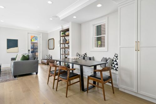 1923 Wellington Ave, Chicago IL 60618-7821 exterior