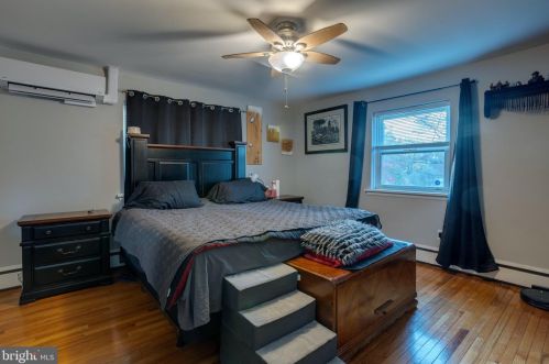 407 Moyer Rd, Pottstown PA  19464-1019 exterior